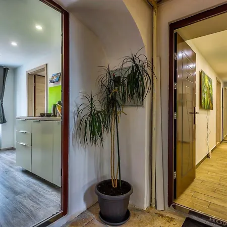 Apartments In The City Rijeka Exterior photo