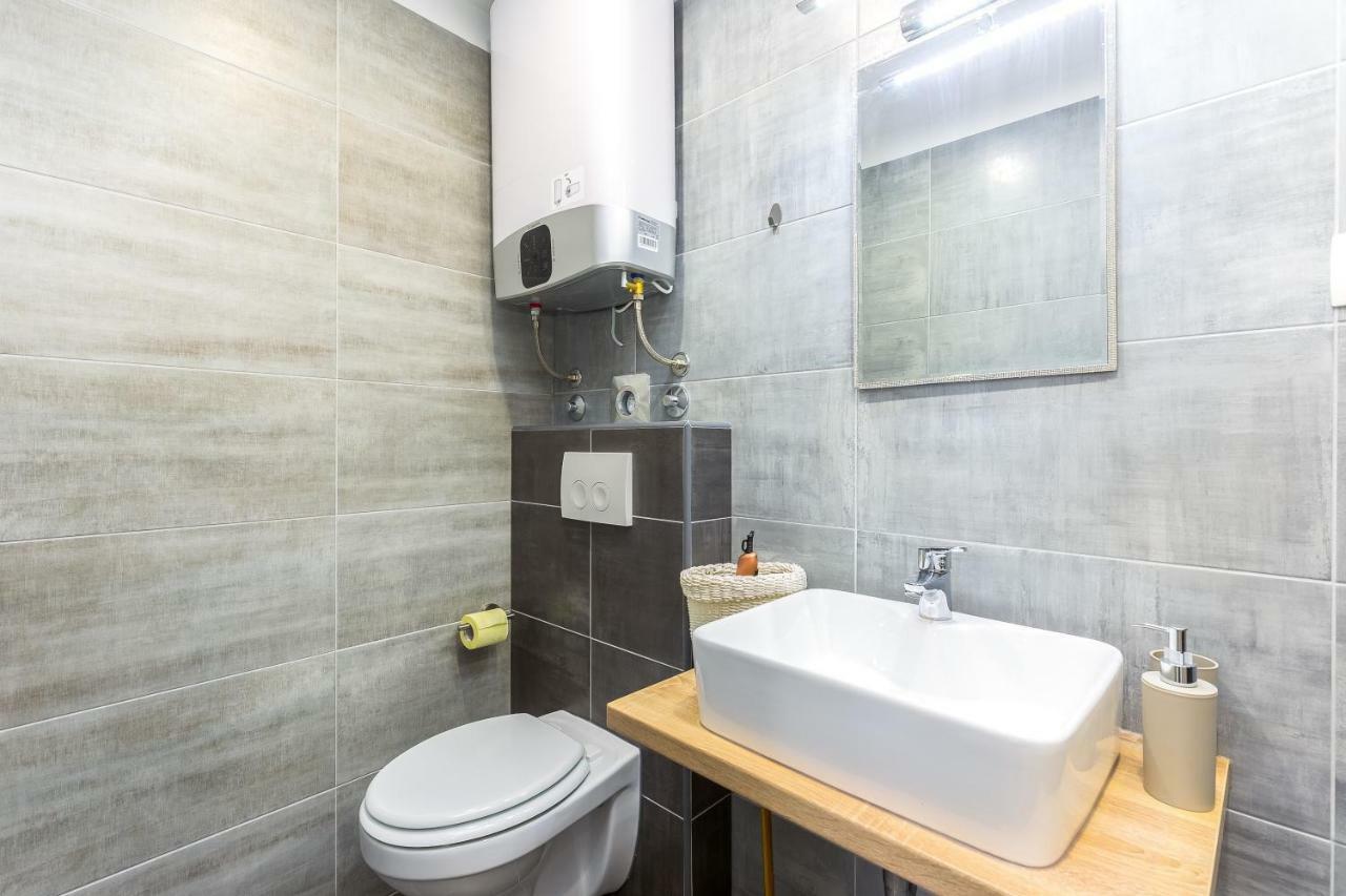 Apartment In The
